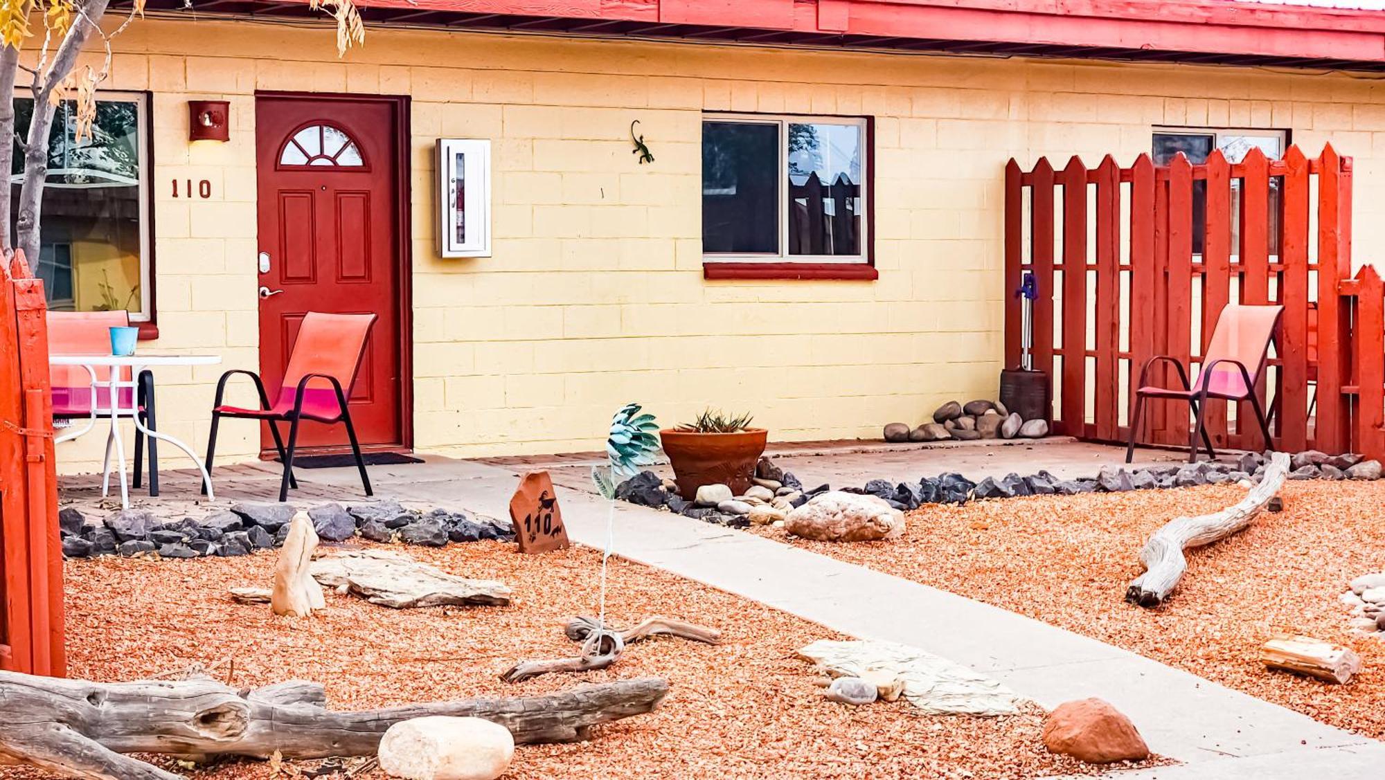 Red Rock Motel And Dam Motel Page Zewnętrze zdjęcie